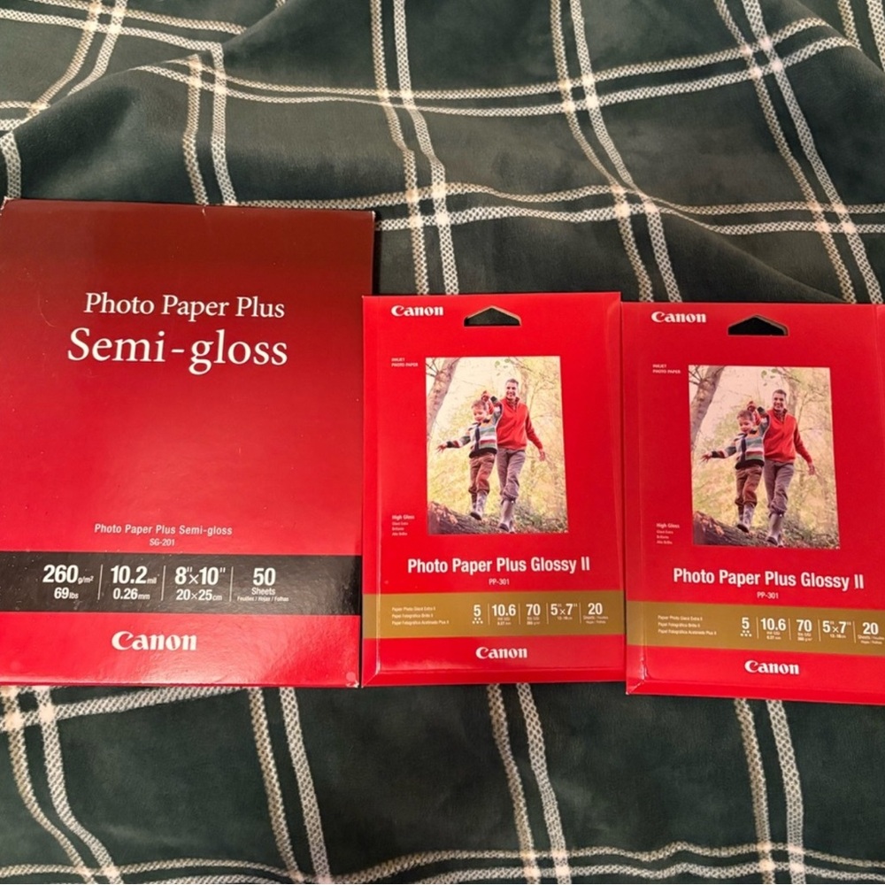 Canon Photo Paper Plus Semi-Gloss Red Packaging